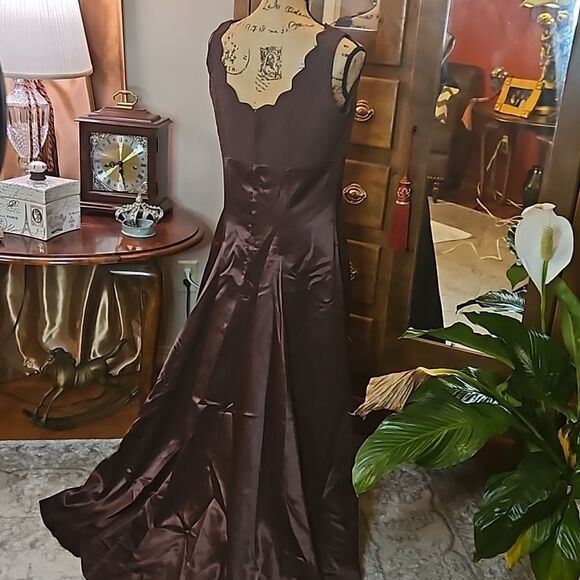 Brown Maxi Gown size 8 - Picture 7 of 11